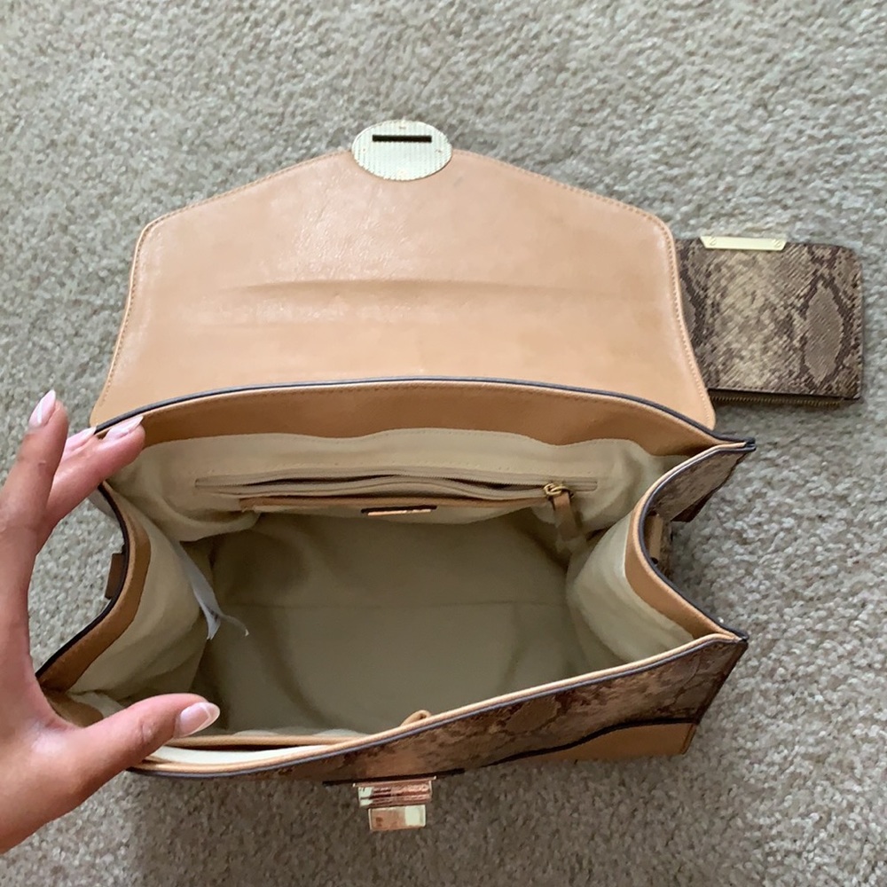 ALDO Statement Handbag - Picture 2 of 3